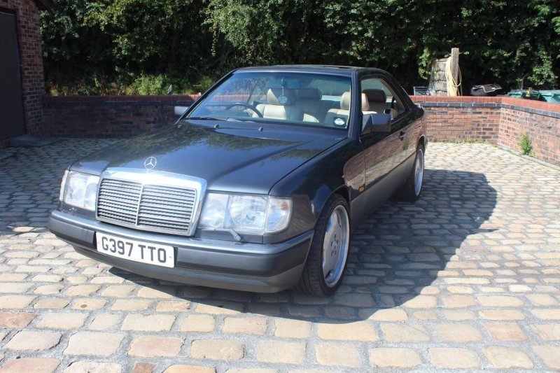 MERCEDES-BENZ 300