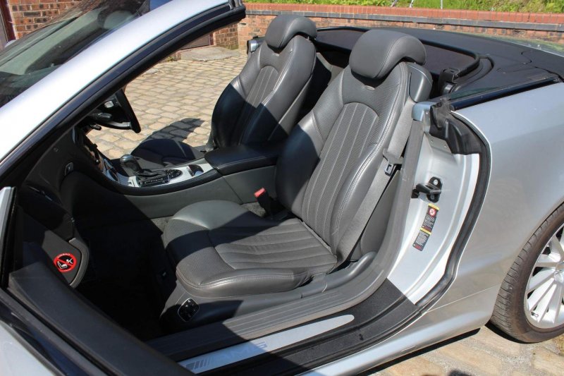 MERCEDES-BENZ SL