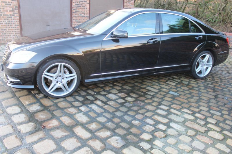 MERCEDES-BENZ S CLASS