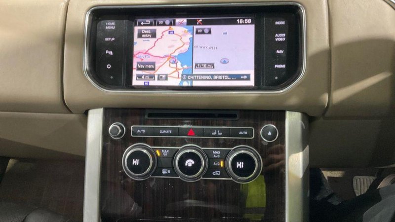 LAND ROVER RANGE ROVER