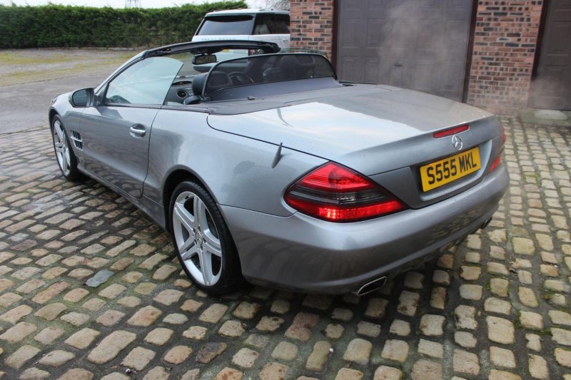 MERCEDES-BENZ SL
