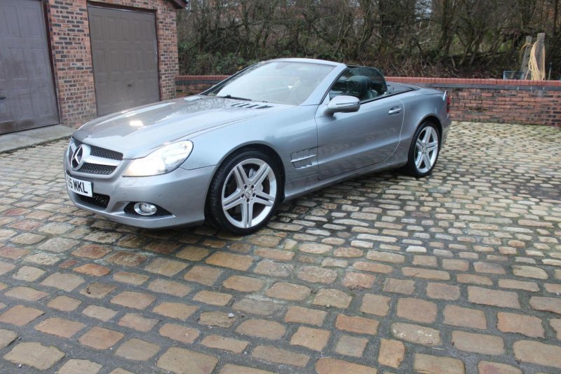 MERCEDES-BENZ SL