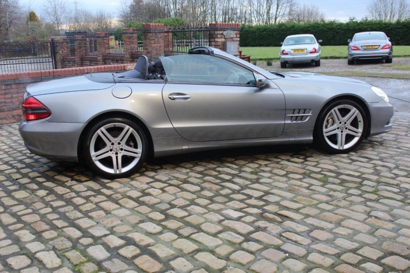 MERCEDES-BENZ SL