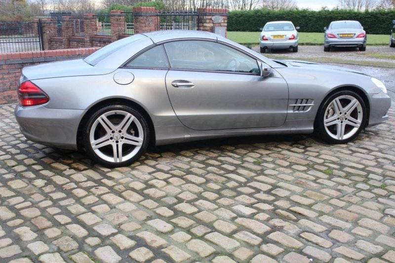 MERCEDES-BENZ SL