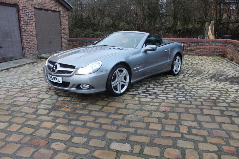 MERCEDES-BENZ SL