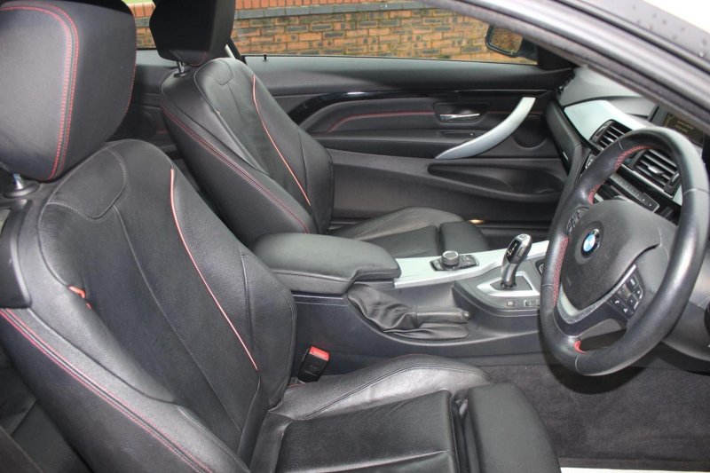 BMW 4 SERIES