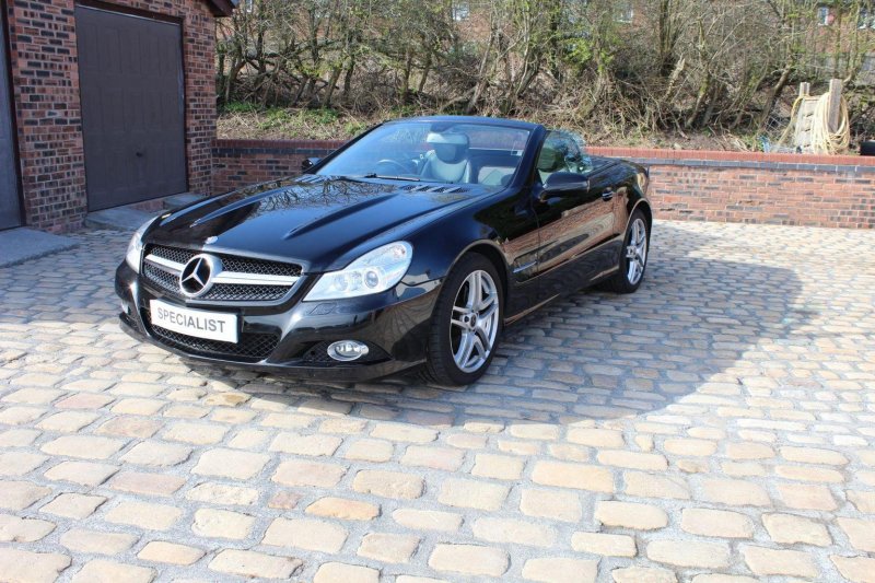 MERCEDES-BENZ SL
