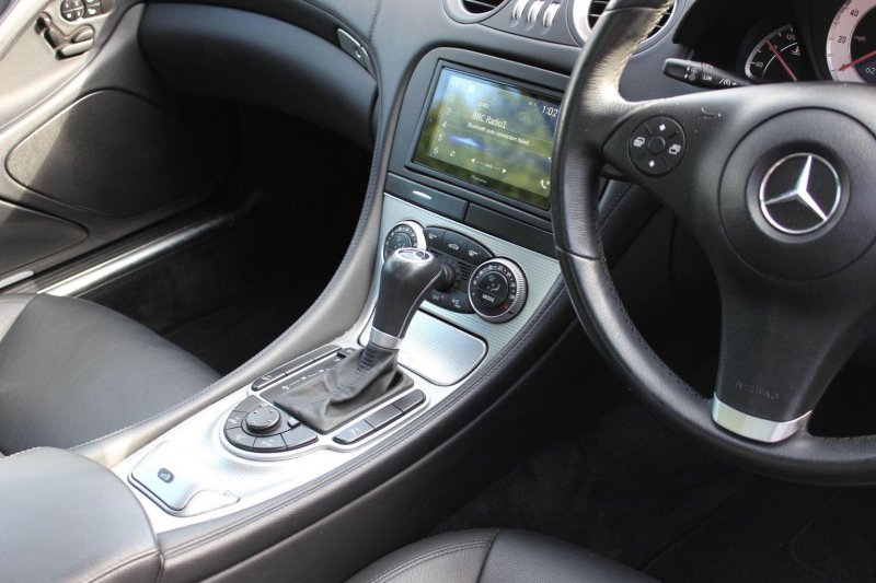 MERCEDES-BENZ SL