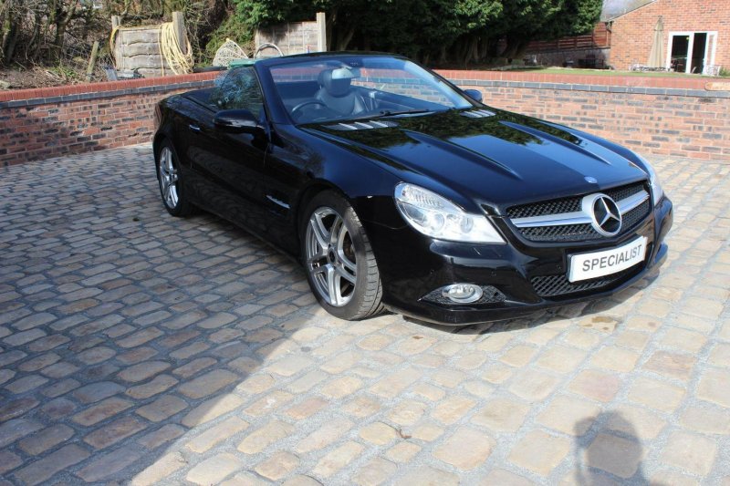 MERCEDES-BENZ SL