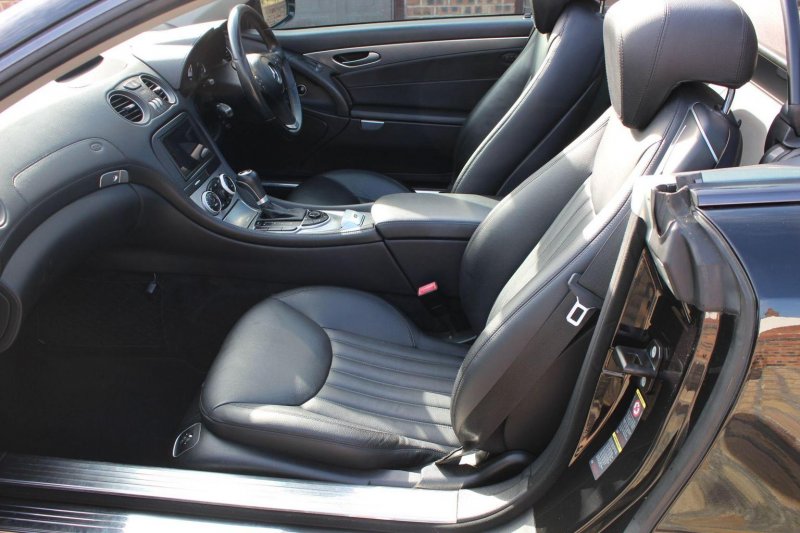 MERCEDES-BENZ SL