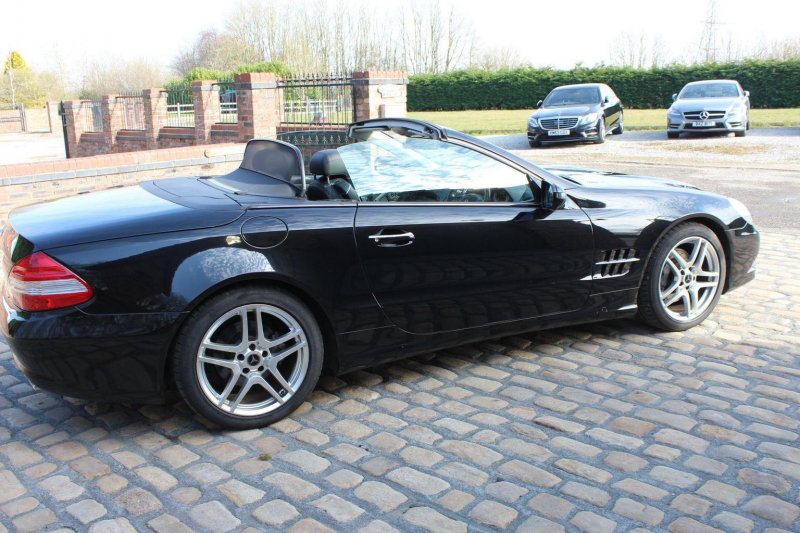 MERCEDES-BENZ SL