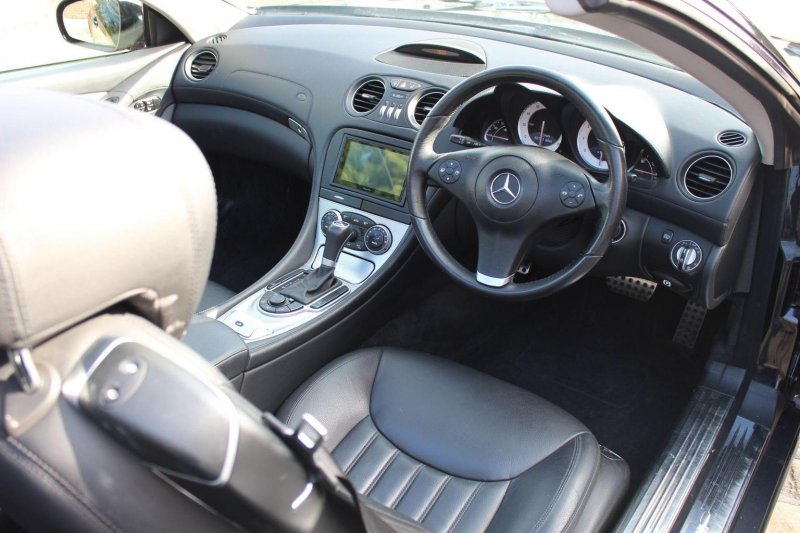 MERCEDES-BENZ SL