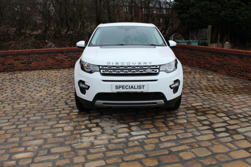 LAND ROVER DISCOVERY SPORT 2.0 TD4 HSE Auto 4WD Euro 6 (s/s) 5dr