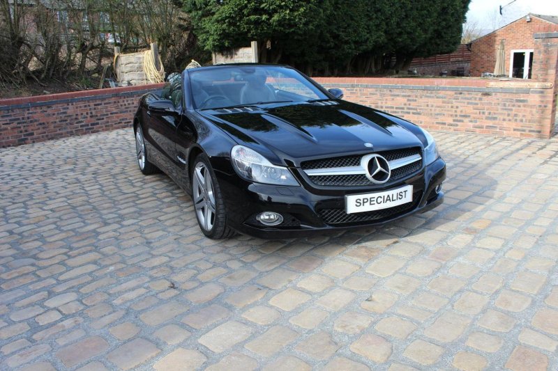 MERCEDES-BENZ SL