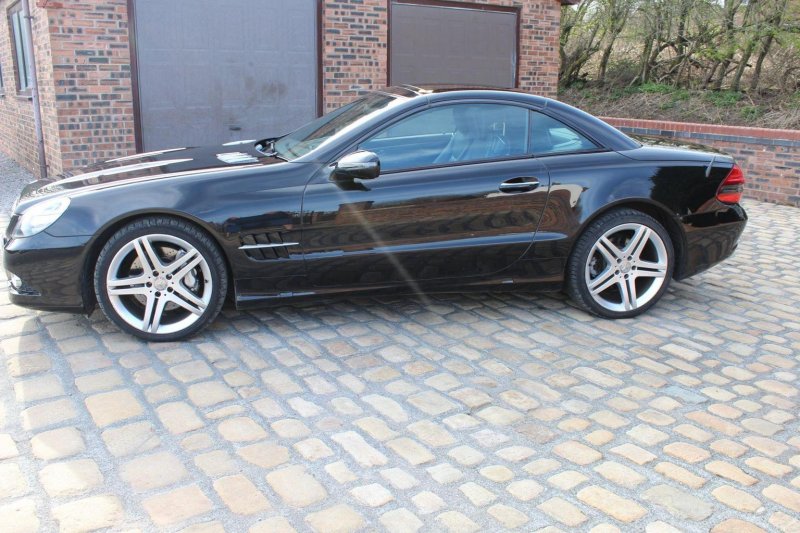 MERCEDES-BENZ SL