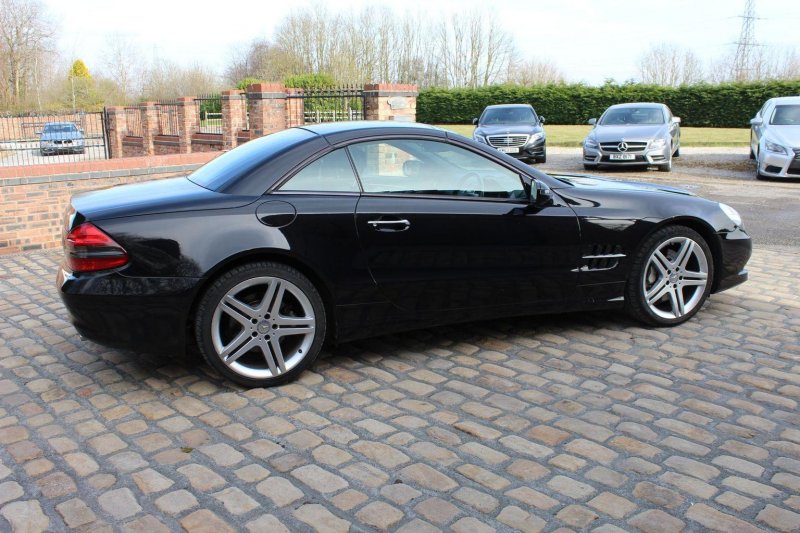 MERCEDES-BENZ SL