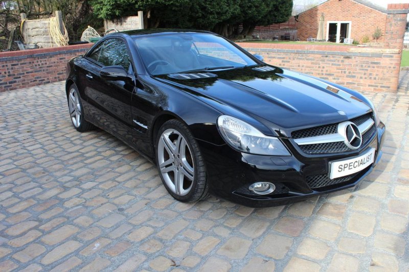 MERCEDES-BENZ SL