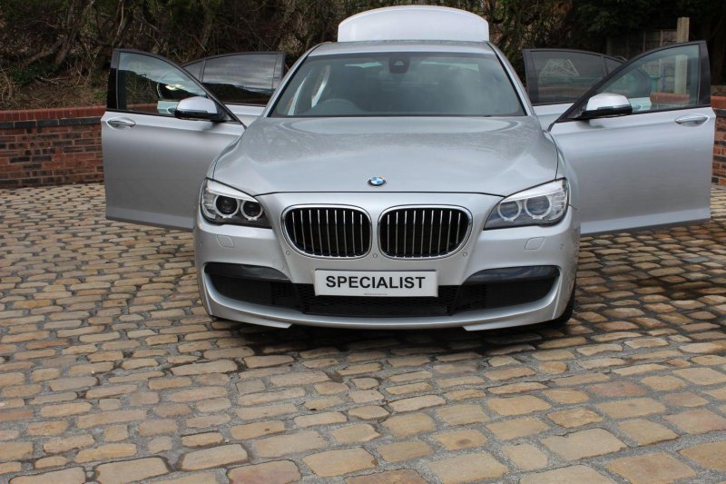 BMW 7 SERIES