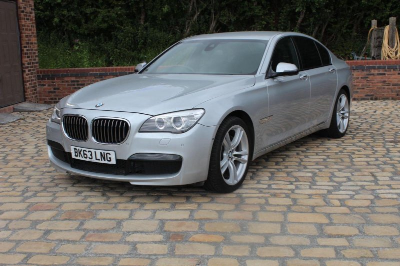 BMW 7 SERIES