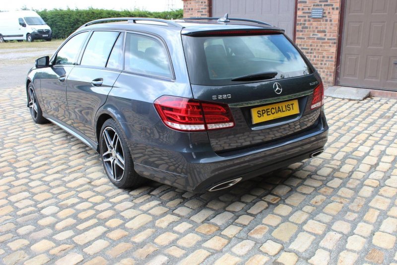 MERCEDES-BENZ E CLASS