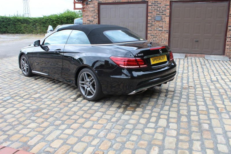 MERCEDES-BENZ E CLASS