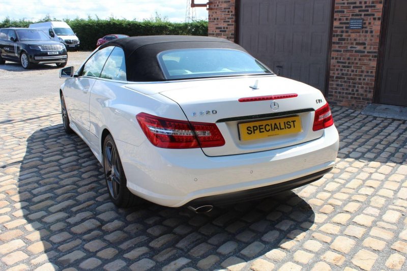 MERCEDES-BENZ E CLASS