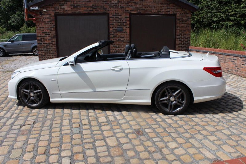 MERCEDES-BENZ E CLASS