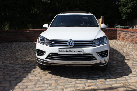 VOLKSWAGEN TOUAREG 3.0 TDI V6 BlueMotion Tech R-Line Tiptronic 4WD Euro 6 (s/s) 5dr