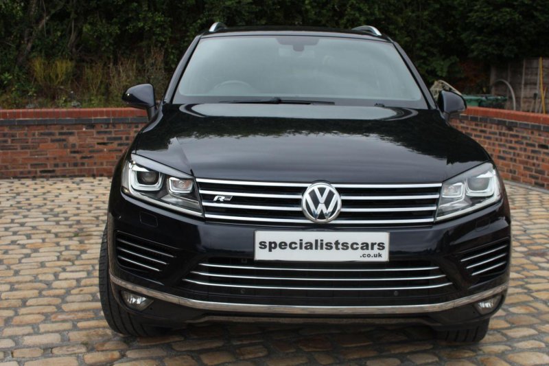 VOLKSWAGEN TOUAREG 3.0 TDI V6 BlueMotion Tech R-Line Tiptronic 4WD Euro 6 (s/s) 5dr