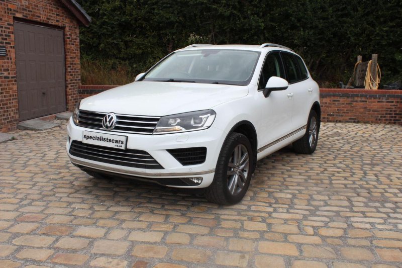 VOLKSWAGEN TOUAREG 3.0 TDI V6 BlueMotion Tech SE Tiptronic 4WD Euro 6 (s/s) 5dr